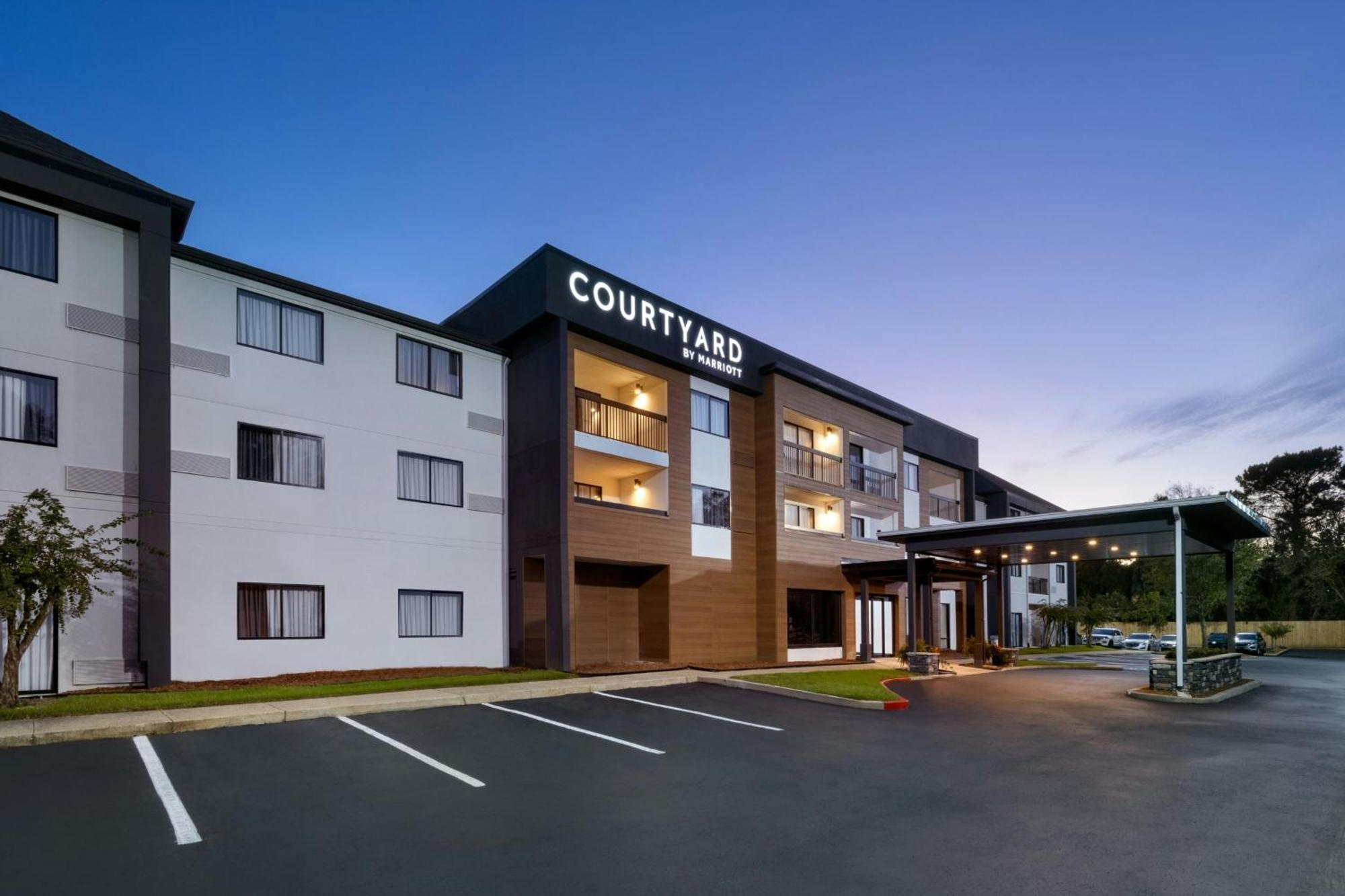 Hotel Courtyard Mobile Exterior foto